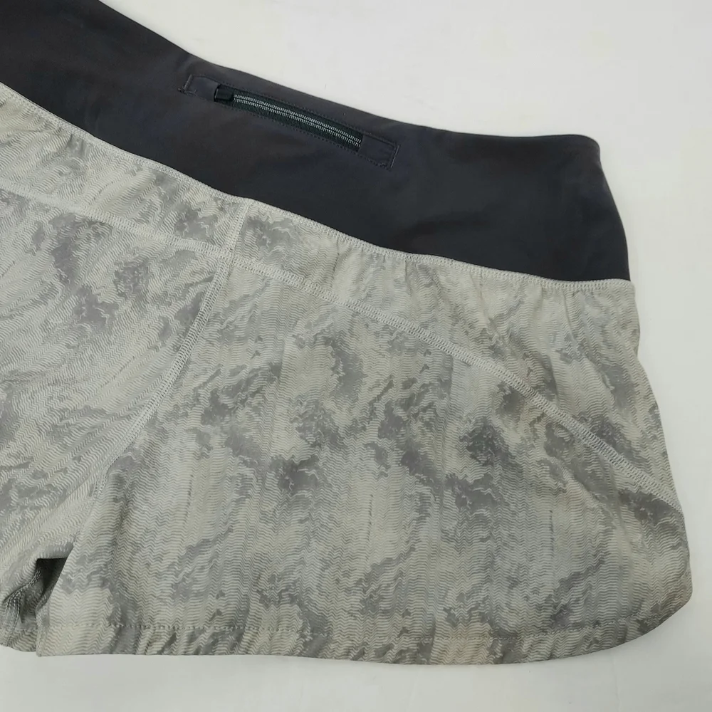 VUORI Women's Omni Performance Shorts Grey Medium